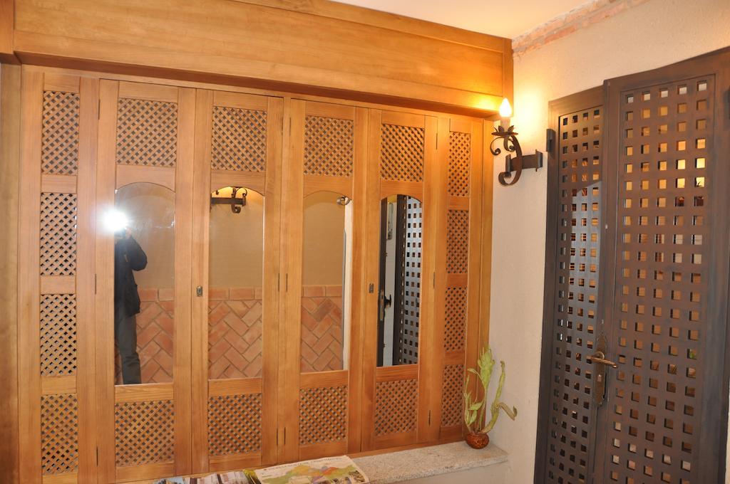Apartamentos Turisticos Doña Maria La Brava Plasencia Bagian luar foto