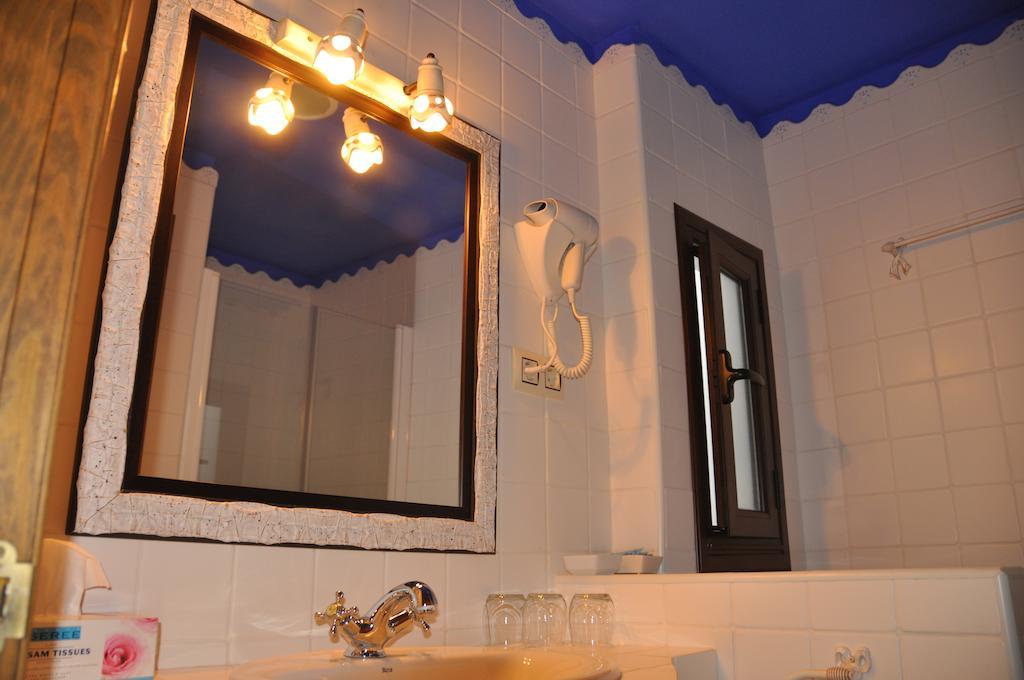 Apartamentos Turisticos Doña Maria La Brava Plasencia Bagian luar foto