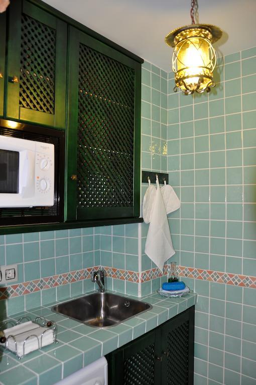Apartamentos Turisticos Doña Maria La Brava Plasencia Bagian luar foto