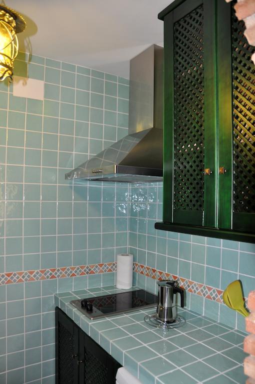 Apartamentos Turisticos Doña Maria La Brava Plasencia Bagian luar foto